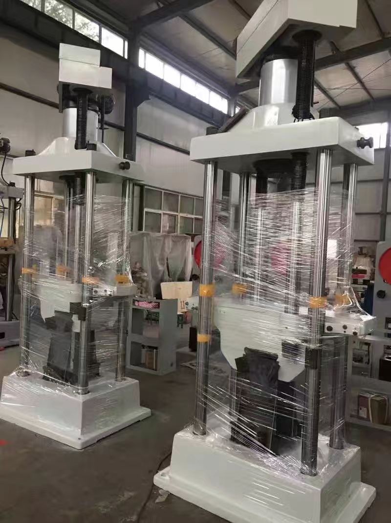 四立柱液壓式萬能材料試驗(yàn)機(jī)的優(yōu)缺點(diǎn)有哪些?